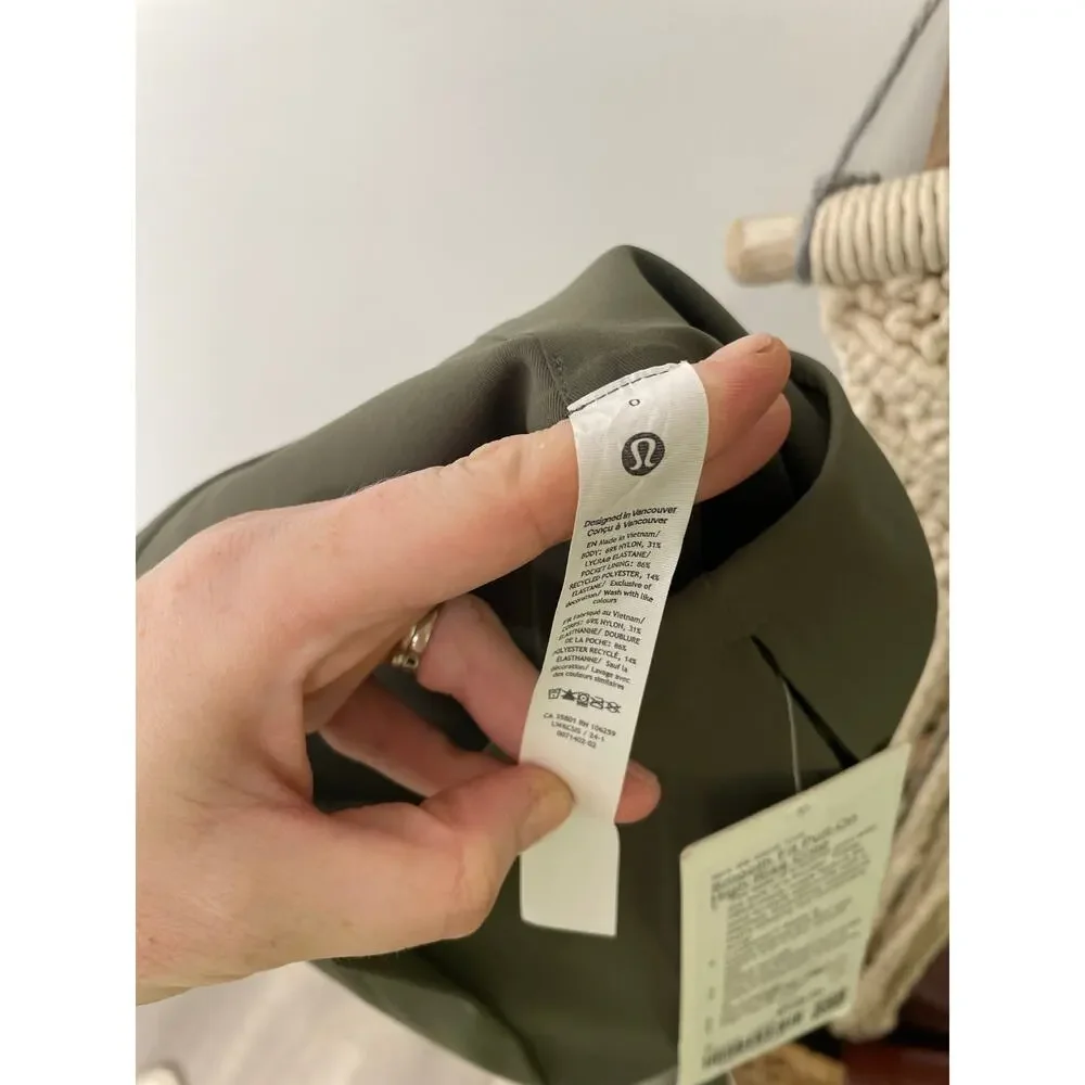 NWT Lululemon Smooth Fit Cropped Pants Size 0 Olive Green High Rise Athleisure